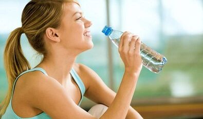 PRO și contra contra dietei de băut